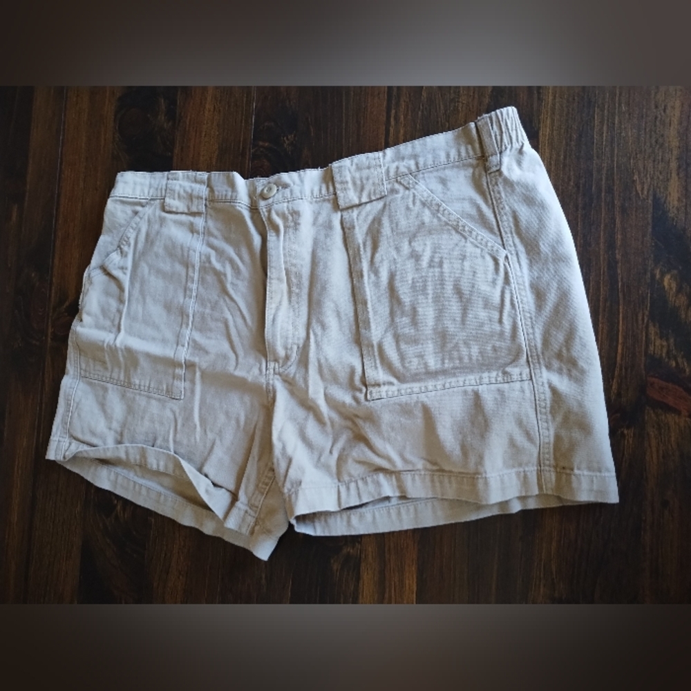 U. S. Apparel khaki Shorts, Size 40